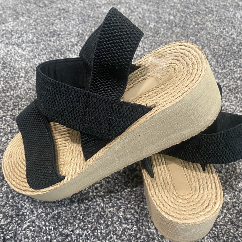 Womens sandles
